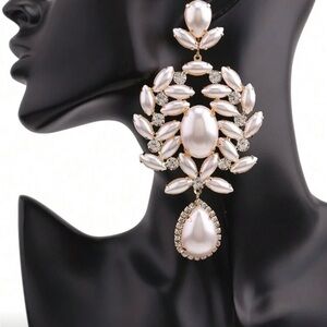 Elegant Pearl and Crystal Drop Earrings